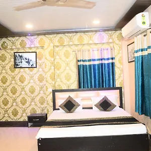 Guest house H R, Varanasi